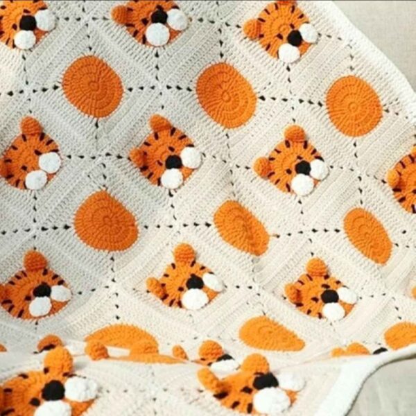 手工钩编婴儿床罩 – 完美打造梦幻婴儿房装饰