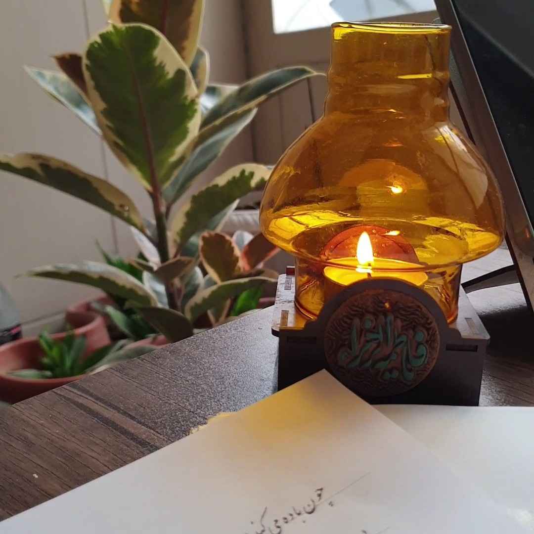 伊斯兰桌面烛台 – 木质底座,伊玛目名字设计