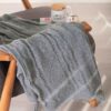 Thumbnail 4: 高级针织沙发毯 – 为家居装饰增添优雅与温暖