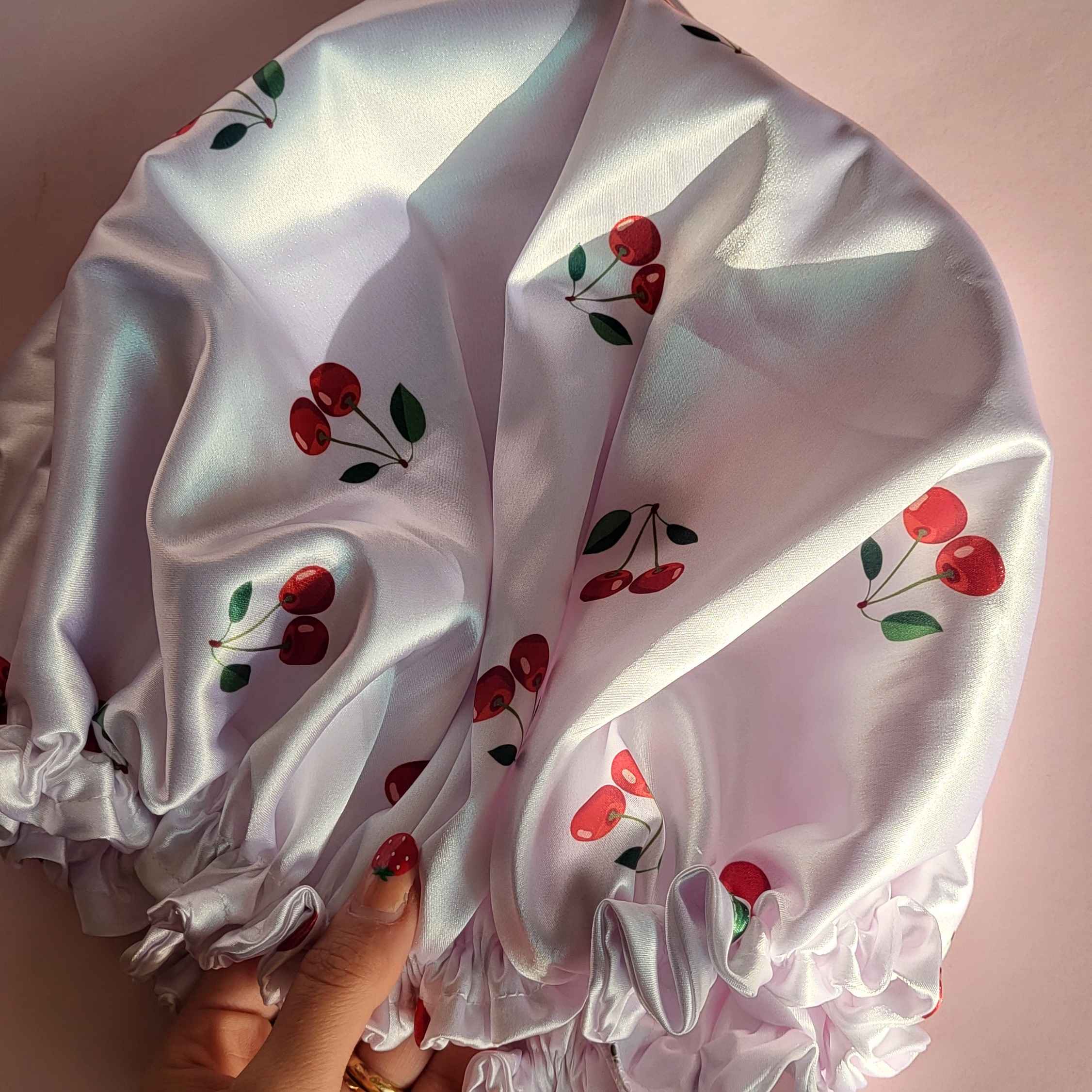 Main image of 丝绸缎面夜睡帽 – 保护头发，确保舒适睡眠