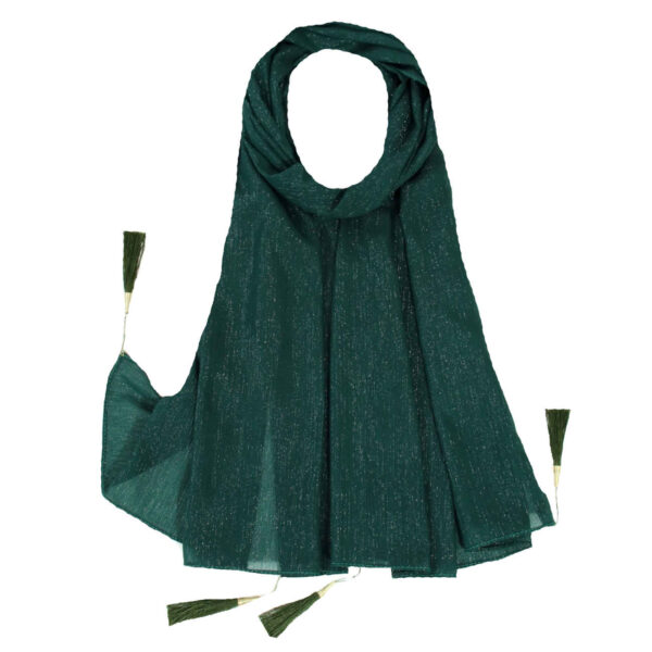 简约披肩 – 丝绸与花瓣设计，女士极简优雅