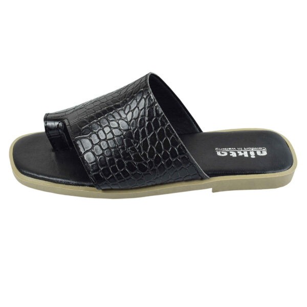 女士脚环拖鞋 – 轻便时尚，蛇皮设计