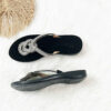 Thumbnail 4: 女士人字拖 – 适合夏季，耐用黑色款