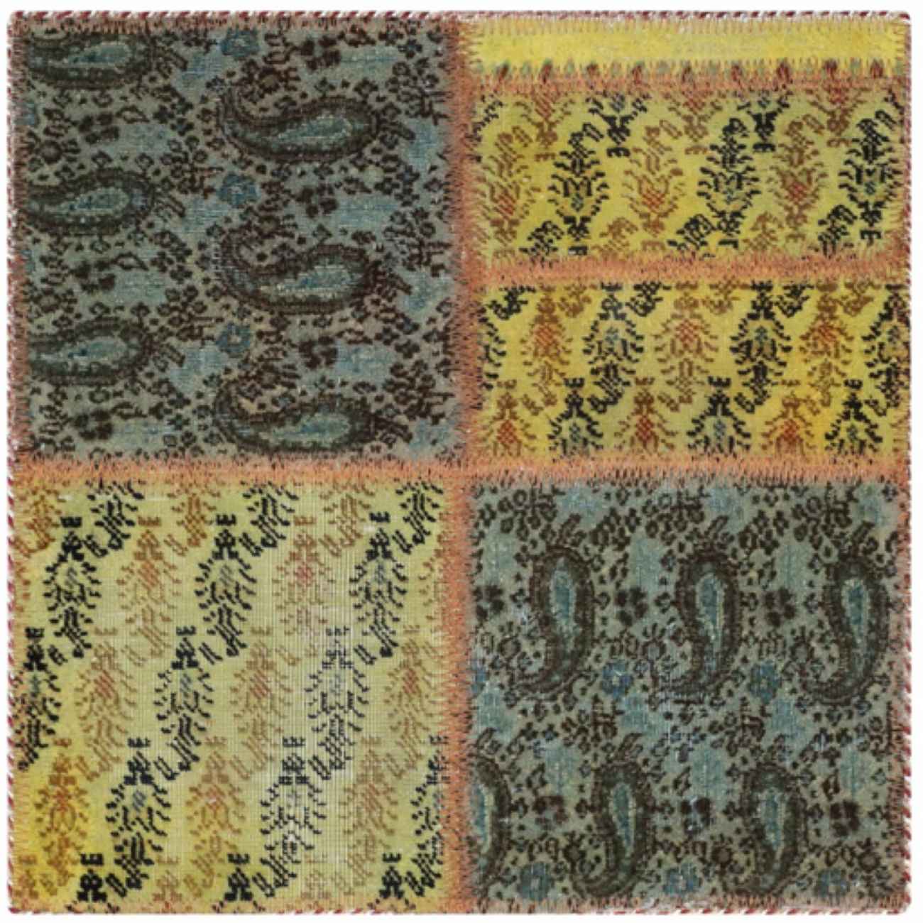 Main image of 复古波斯手工结式拼布地毯 绿色佩斯利图案