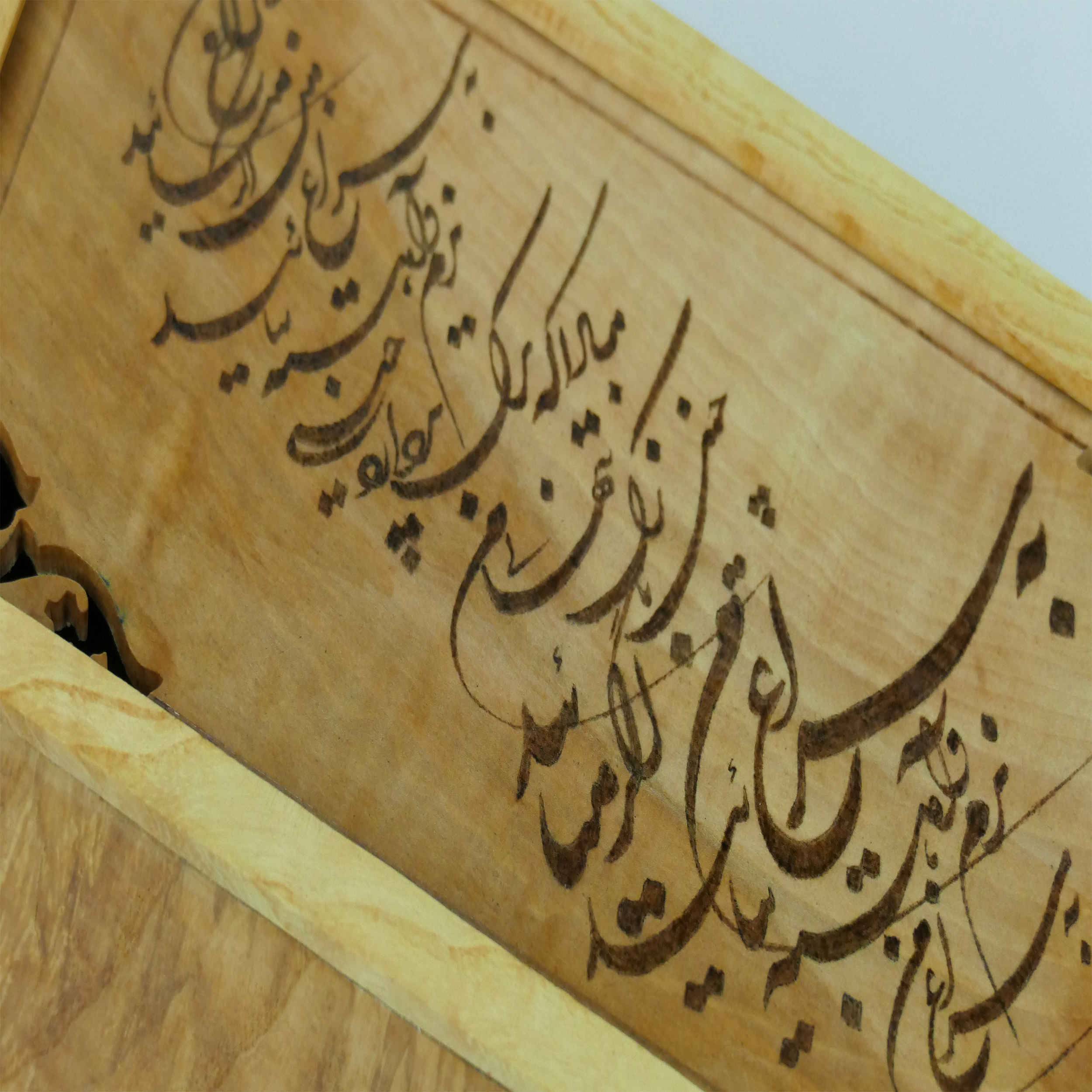 手工木质首饰盒 – 收纳戒指、耳环与项链的理想选择