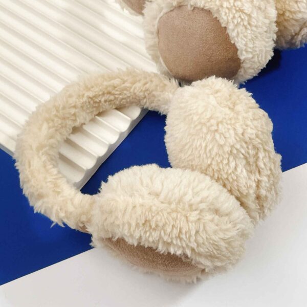 毛绒耳罩 – 柔软奢华，寒冷季节保护耳朵，奶油色