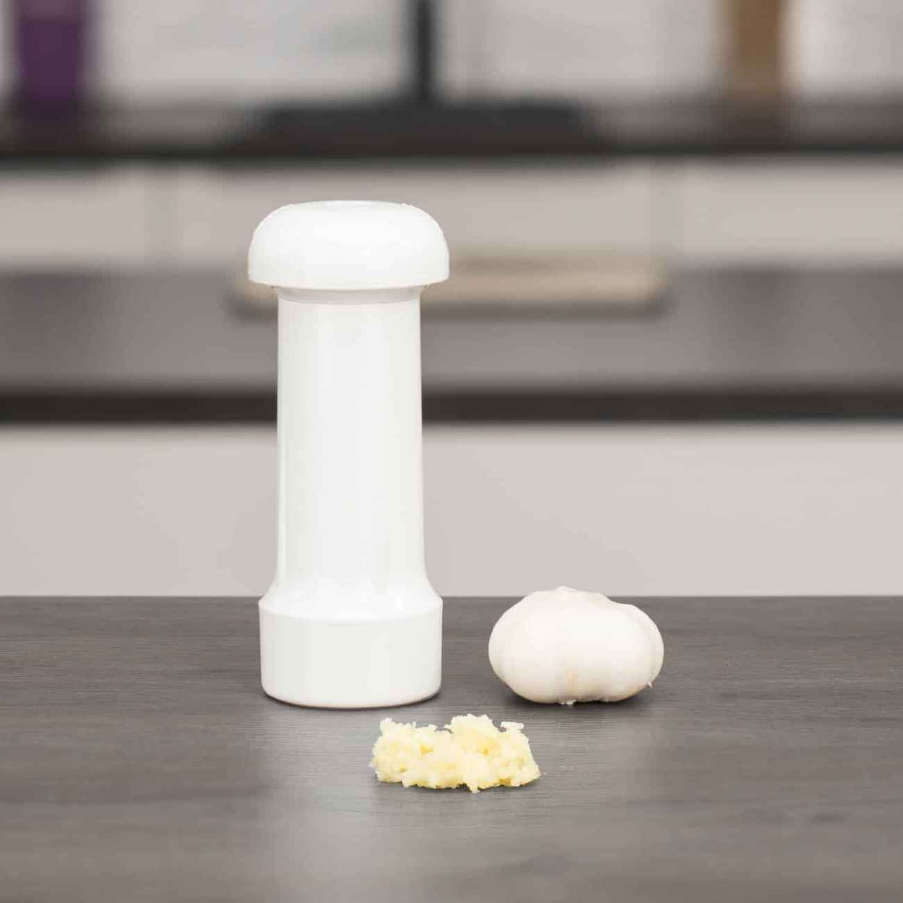 手动大蒜压榨器与剥蒜器套装 – 易于使用的厨房工具