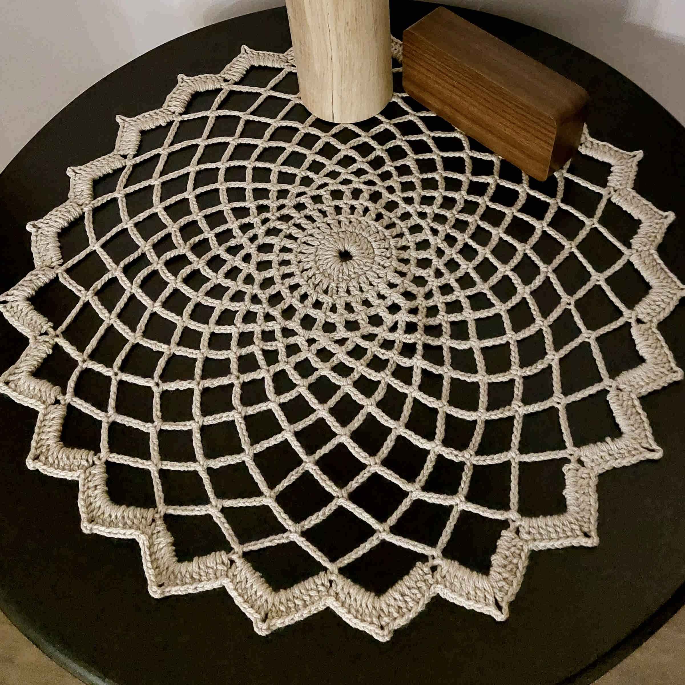 手工钩针桌布——经典家居设计款