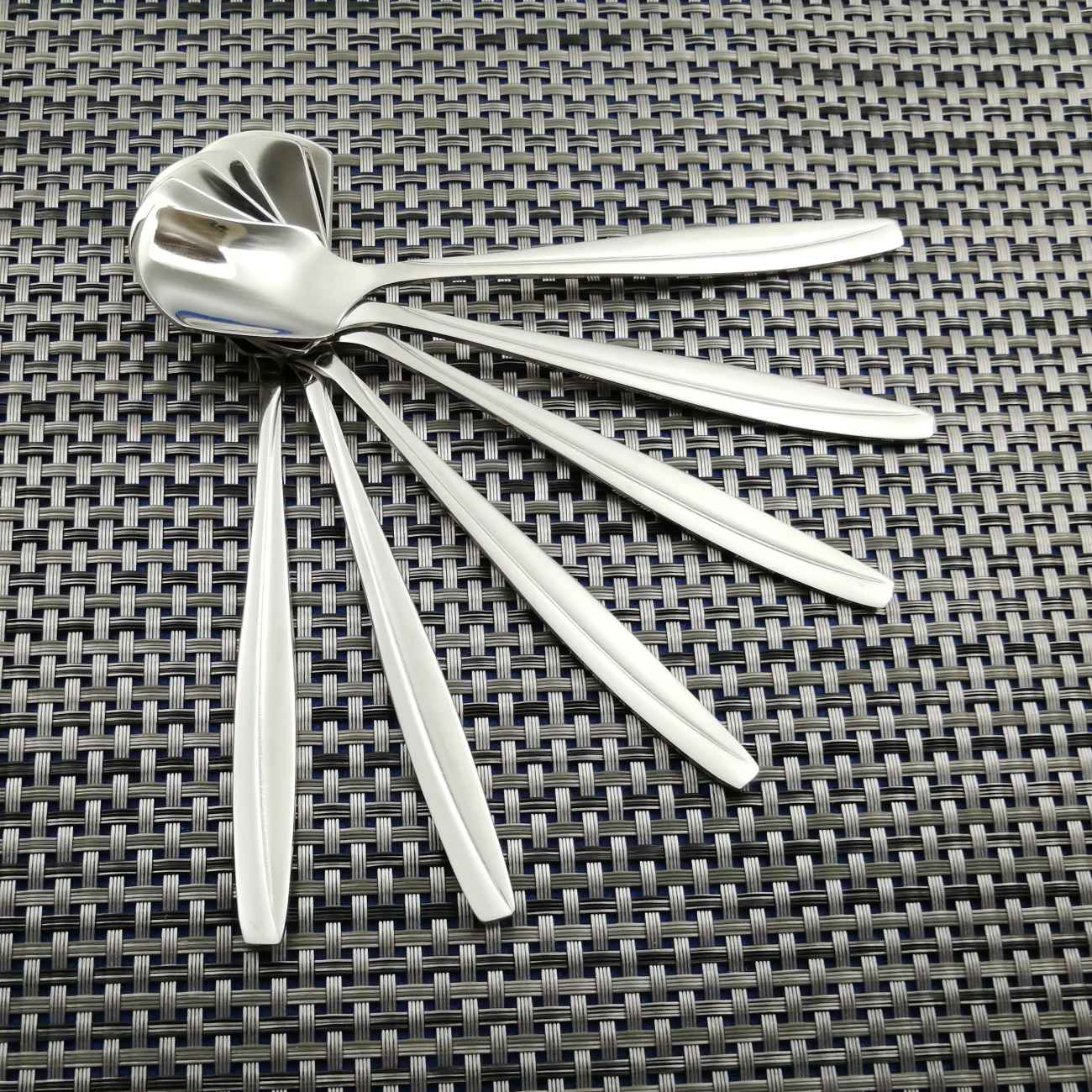 冰淇淋勺(6件套)– 让每一勺甜点成为冒险