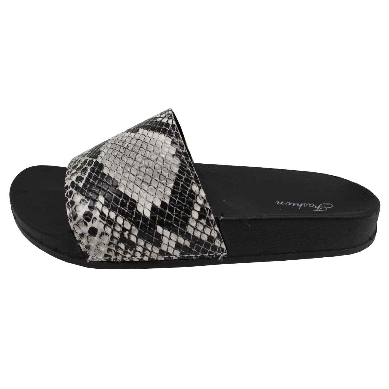 Main image of Nikta云朵拖鞋 – 云朵般的舒适与简洁现代设计的完美融合