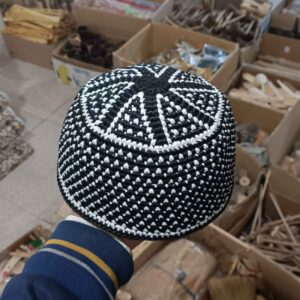 传统库尔德民族帽 – 儿童独特文化象征