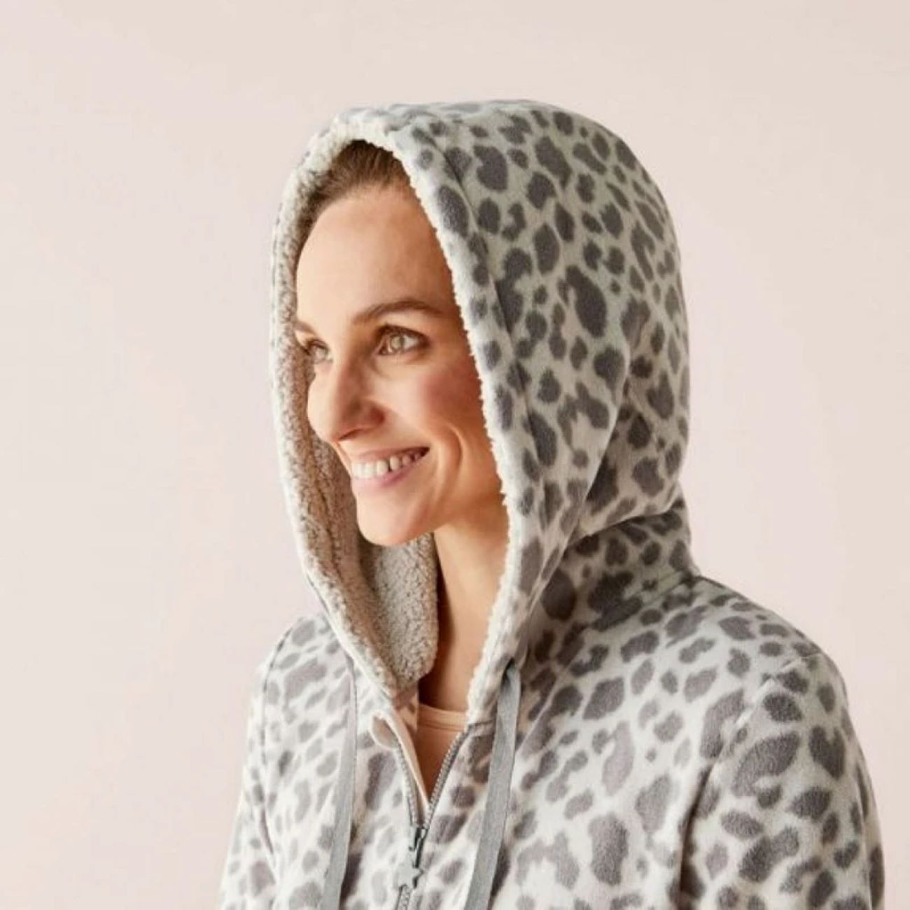 女士休闲连体裤 – 时尚、舒适、多功能的一体式服装