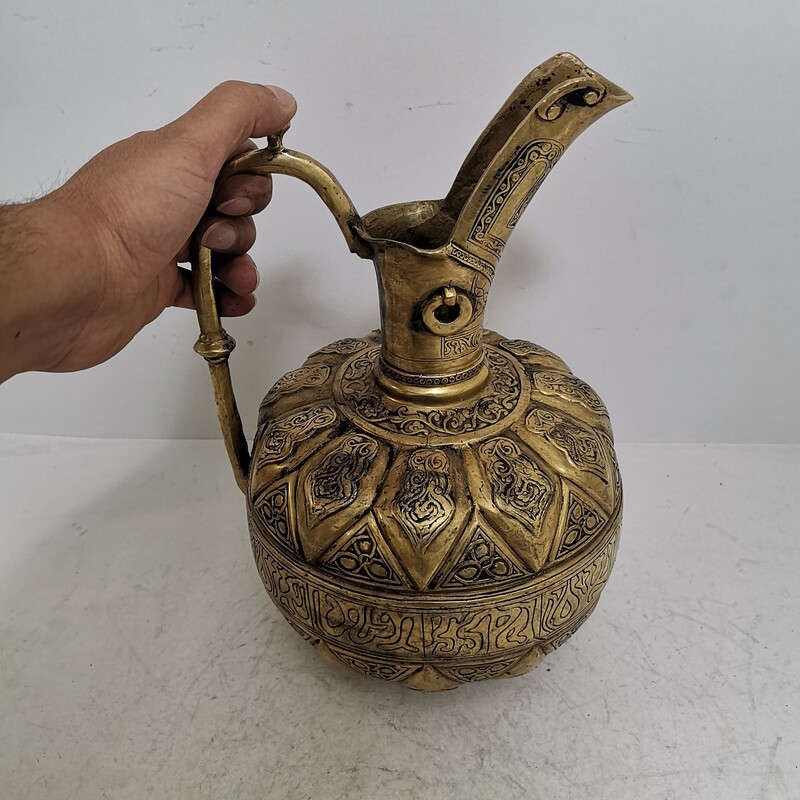 古董黄铜玫瑰水喷洒器 – 传统香氛仪式用