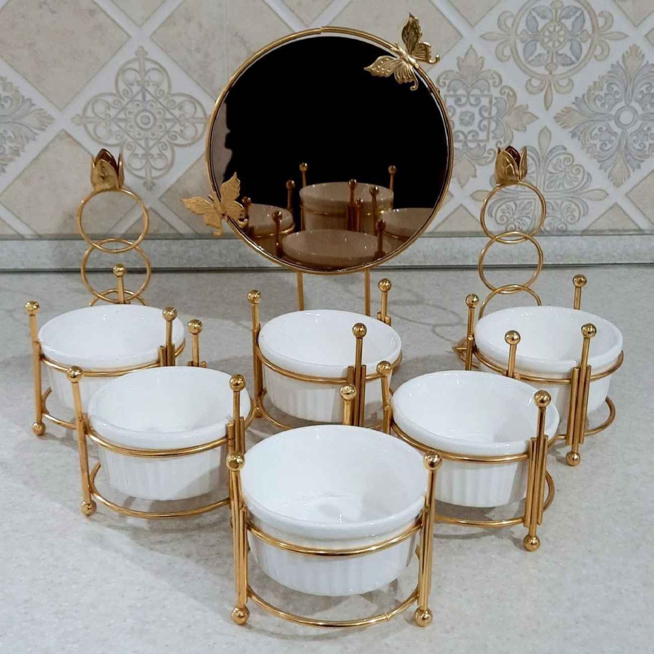 陶瓷哈夫特·辛——适合波斯新年,蝴蝶设计(9件套)