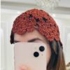 Thumbnail 5: 钩针帽 – 手工编织，温暖舒适，适合任何季节风格