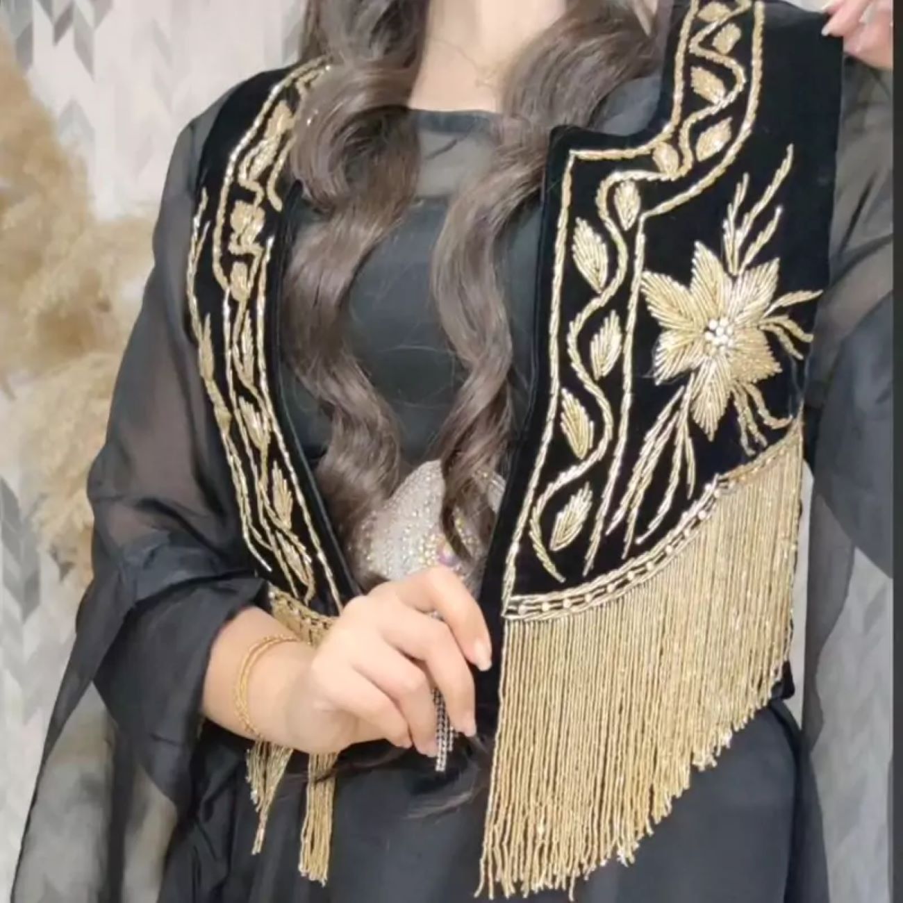 Main image of 手工库尔德传统马甲 – 库尔德魅力，传统现代化演绎