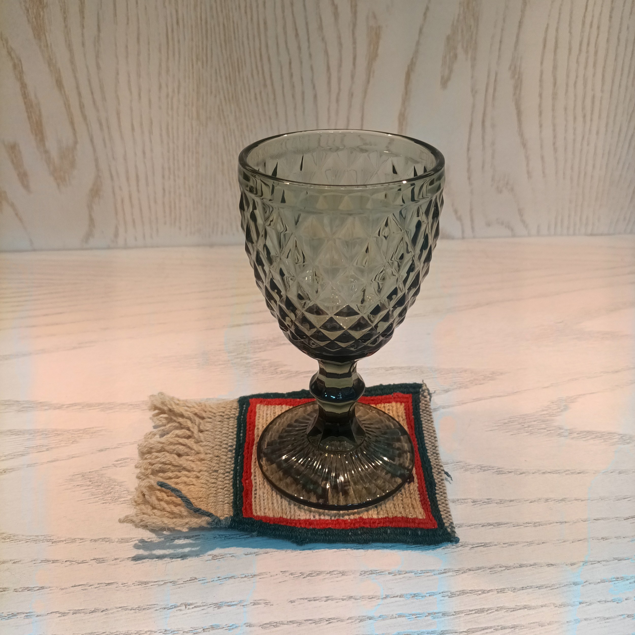 手工波斯Kilim编织杯垫 – 花卉装饰图案