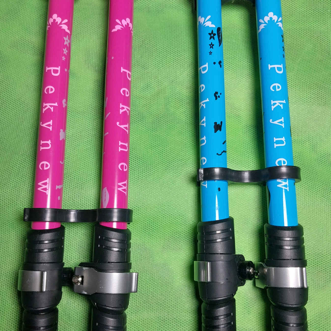 登山杖 – 各种预算的最佳选择，兼顾安全与舒适（2支装）