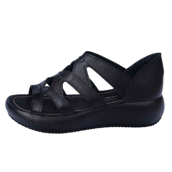 登山凉鞋 – 马什哈德天然皮革，适合步行与冒险