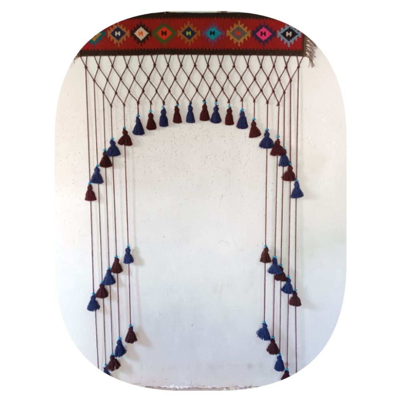 Main image of 波斯手工流苏墙饰 – 传统地毯图案，Bagoas 型号