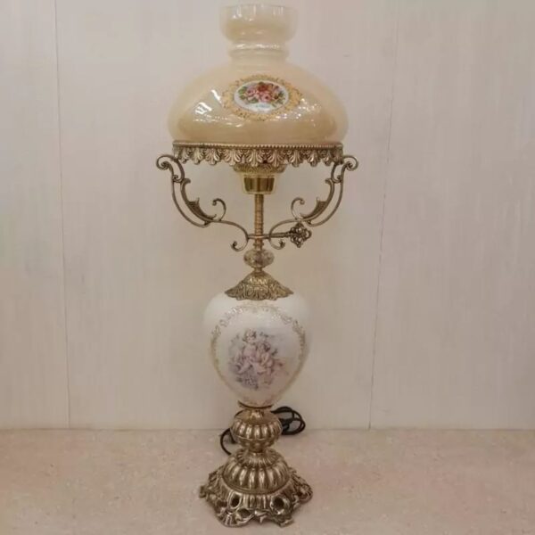 青铜与陶瓷台灯 – 时尚家居照明，经典设计与温暖氛围