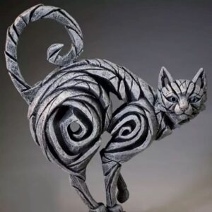 猫雕像折纸设计 – 惊艳美丽的动物摆件