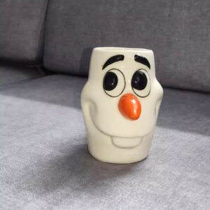 雪宝（Olaf）造型奇幻陶瓷马克杯 – 冬日温馨时刻的完美选择