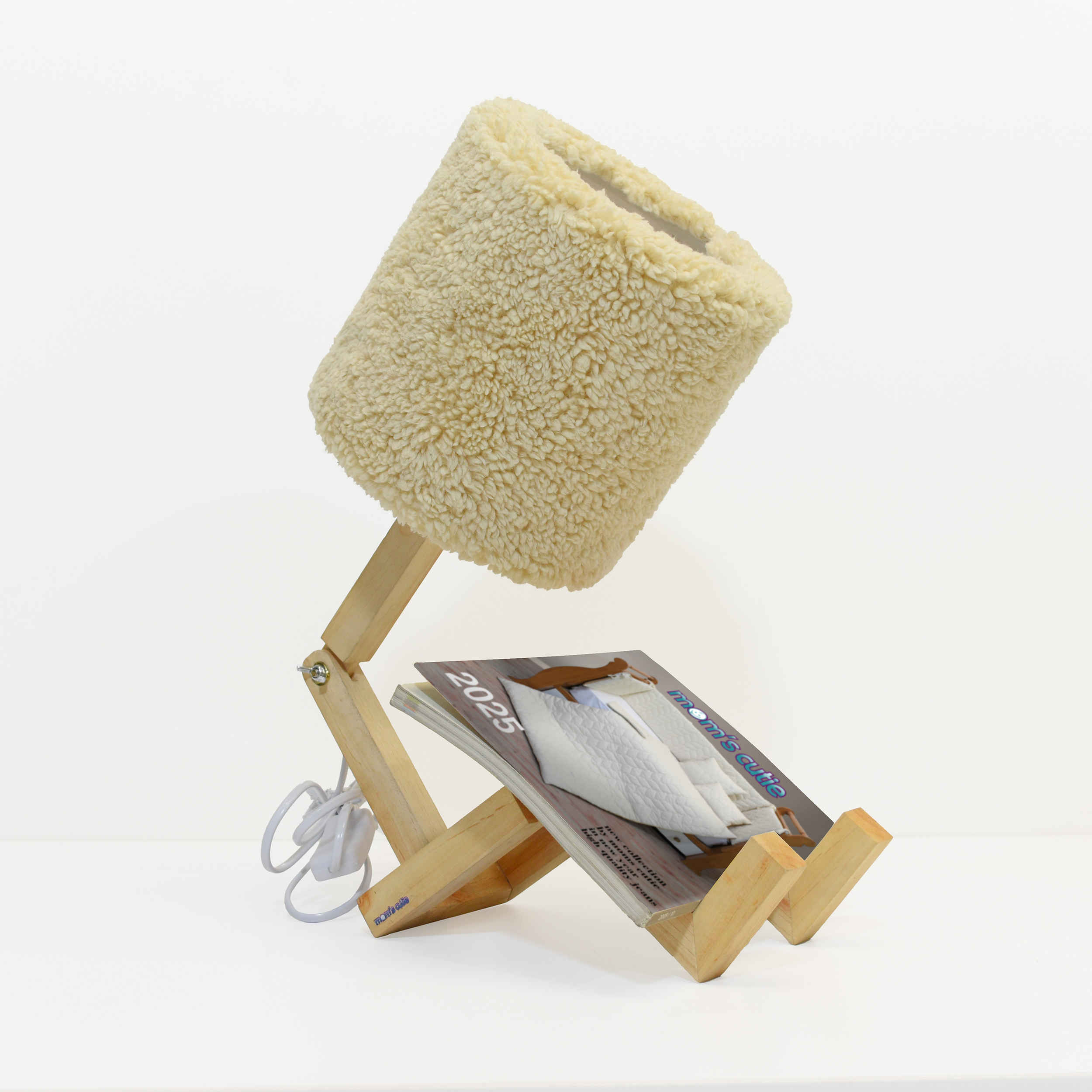 趣味机器人台灯 – 泰迪图案，手工制作