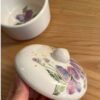 Thumbnail 3: 陶瓷糖罐 – 精美花卉图案及盖子