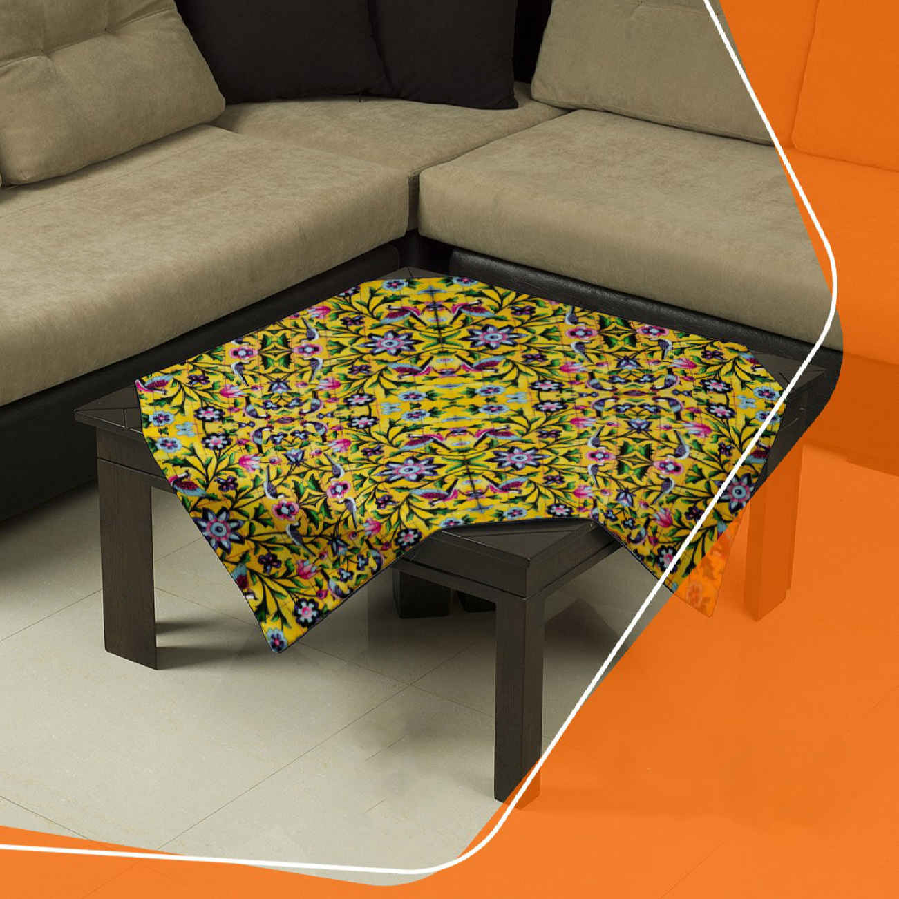 Main image of 经典天鹅绒桌布 – 金黄色花朵图案