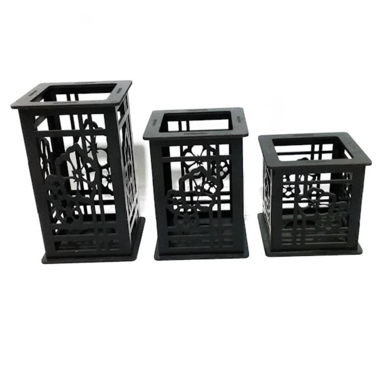 Main image of 精制木质烛台 – 放松夜晚的理想选择