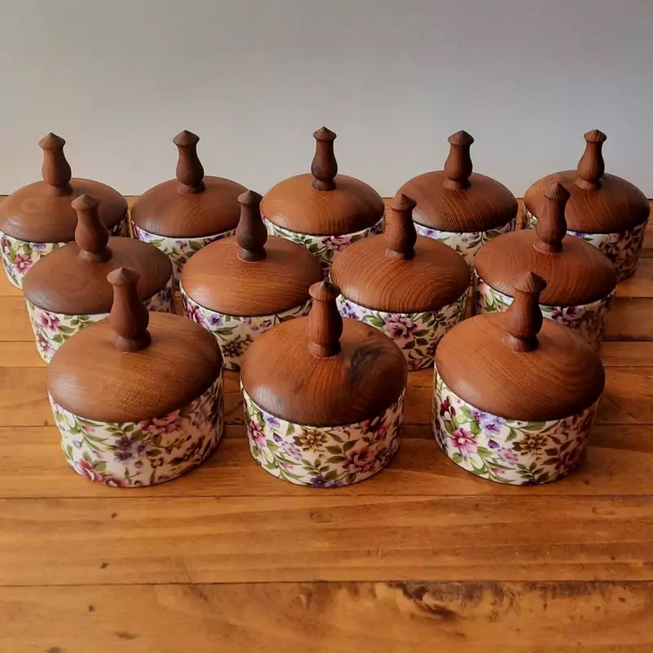 装饰性陶瓷糖罐 – 木质盖,经典家居装饰