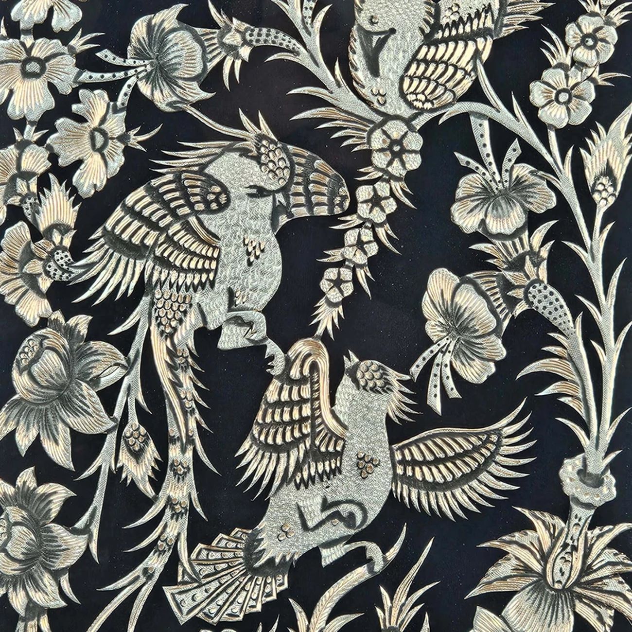 雕刻黄铜壁框——鸟与花卉图案设计