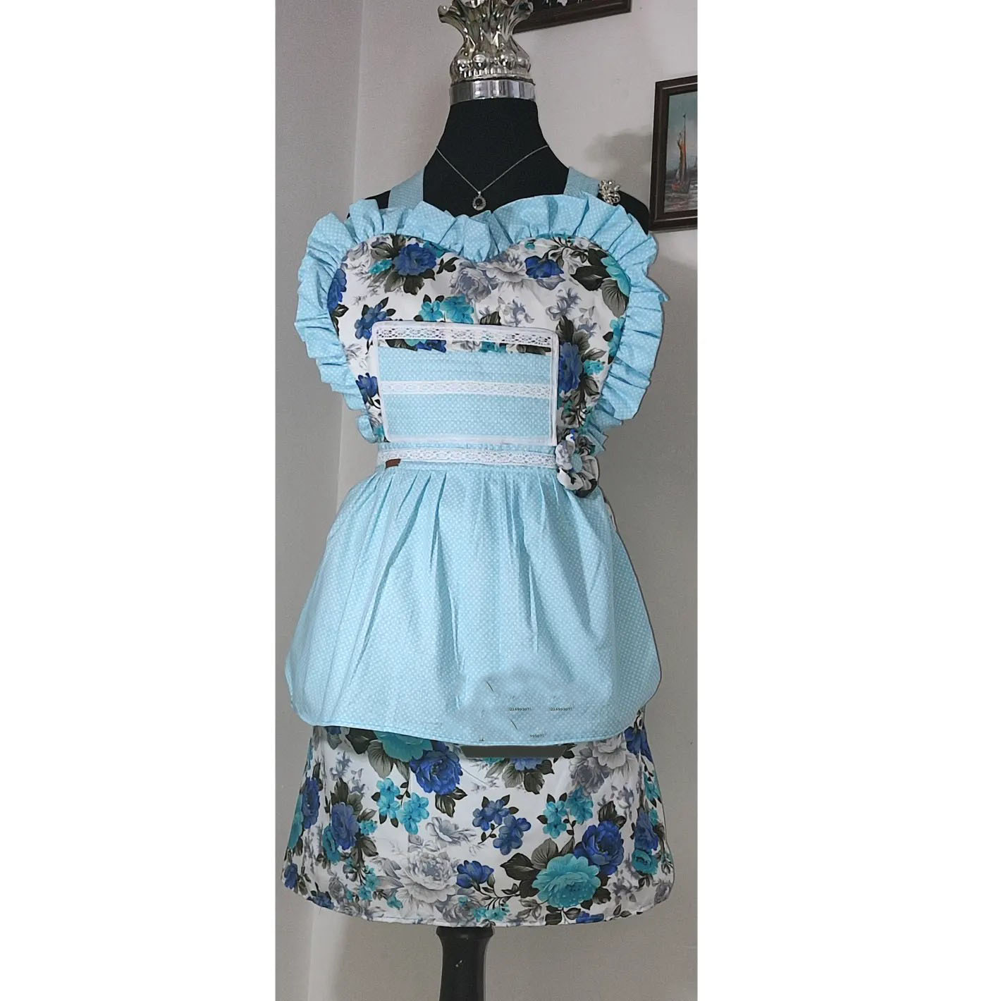 Main image of 幻想厨房围裙——心形设计