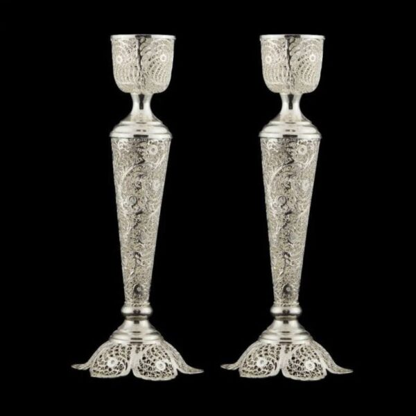 镂空烛台——丰富的工艺与设计传统