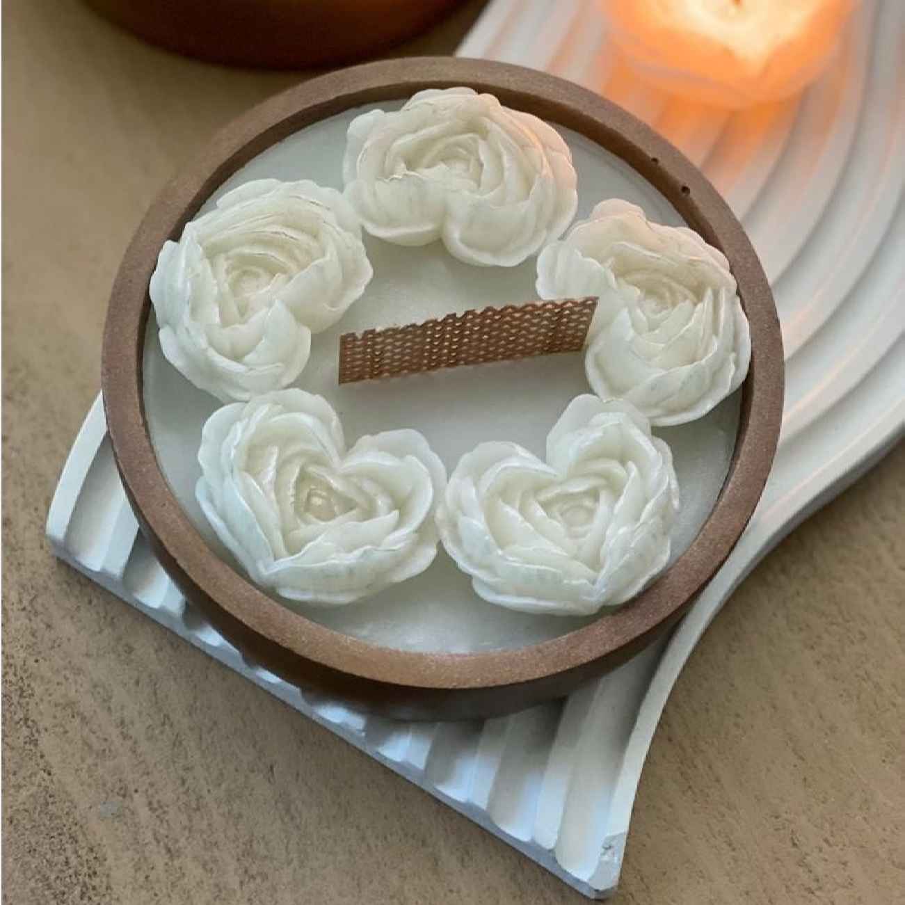 Main image of 手工仿石材罐蜡烛 – 玫瑰花设计