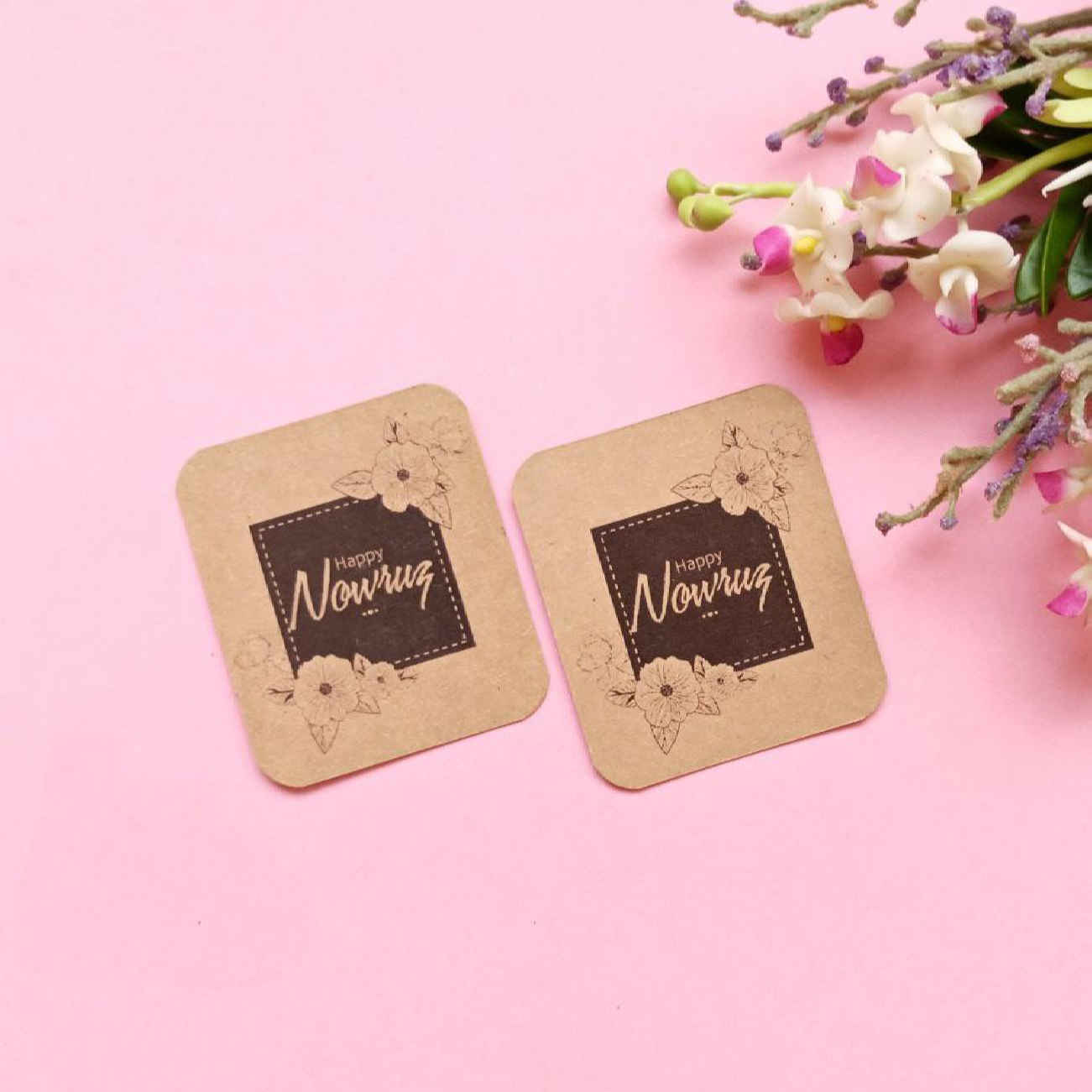 “Happy Nowruz” 花卉框架贺卡 (X10)