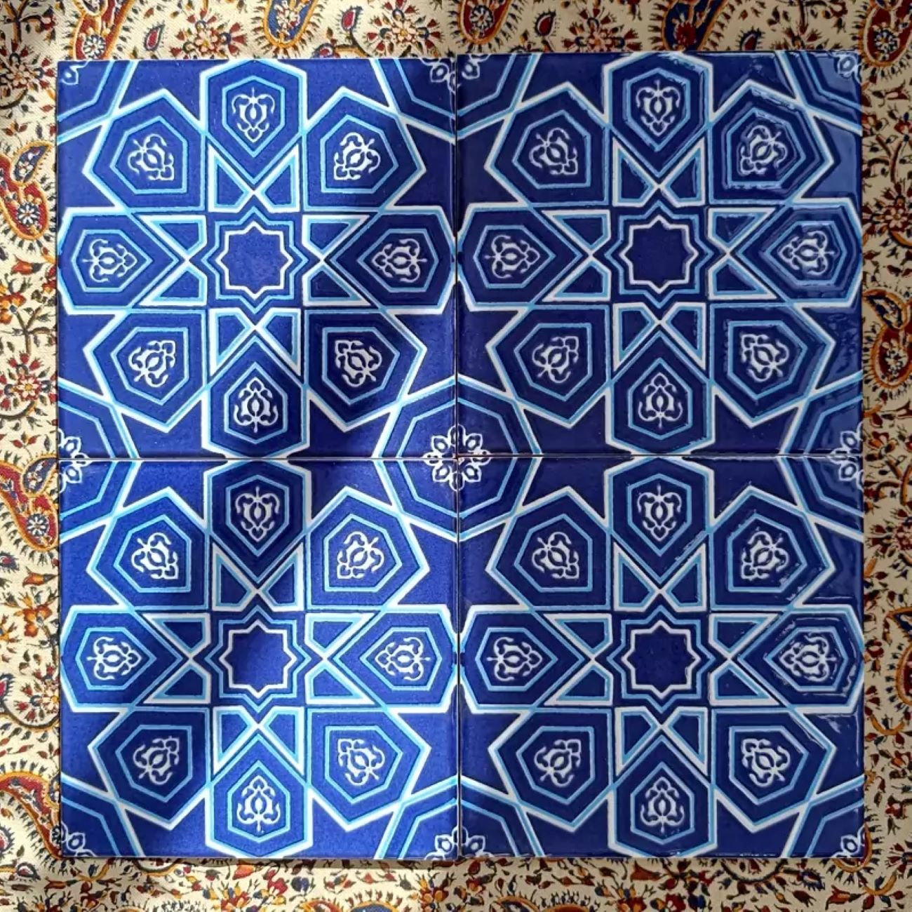 Main image of 波斯瓷砖 – 受伊朗传统文化启发的优雅陶瓷设计 25 片