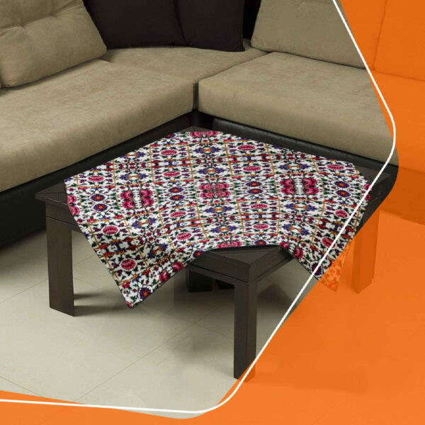 永恒优雅 – 粉色花卉天鹅绒桌布，时尚餐桌适用