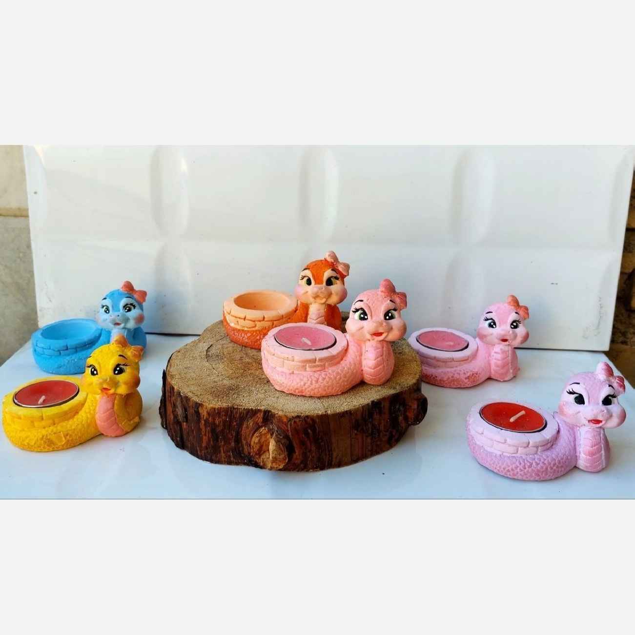 Main image of 趣味蛇形烛台——1404 新年装饰