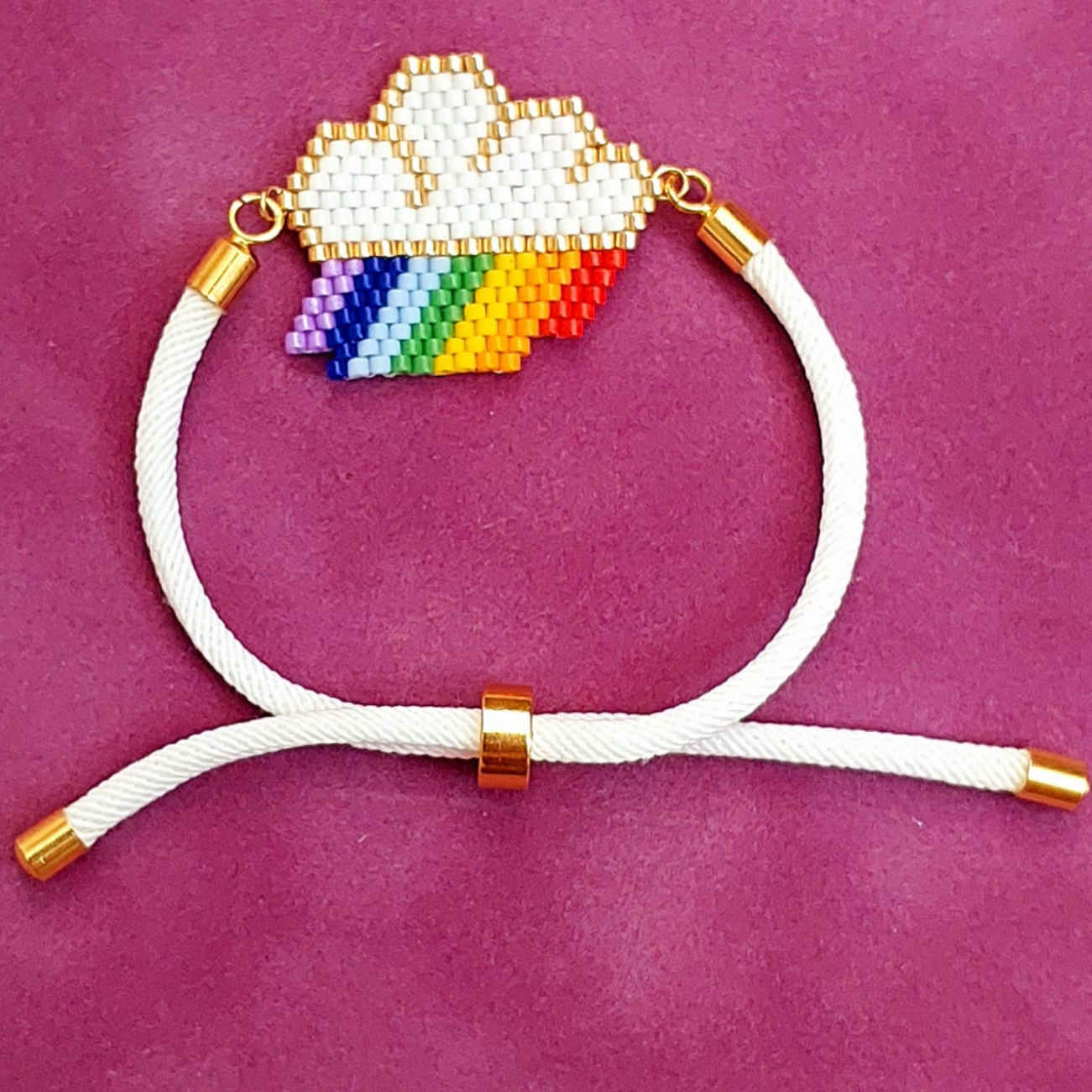 Main image of 编织串珠手链 – 彩虹图案