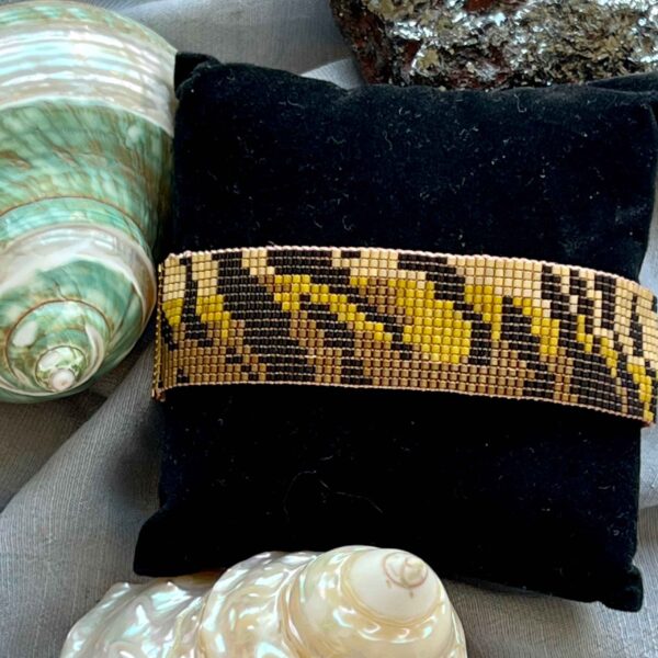 编织钢串珠手链 – 女士款，虎图案