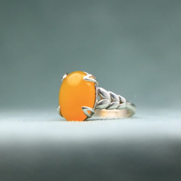 黄色玛瑙Sharaf al-Shams戒指 – 纯银材质，小麦图案戒指带