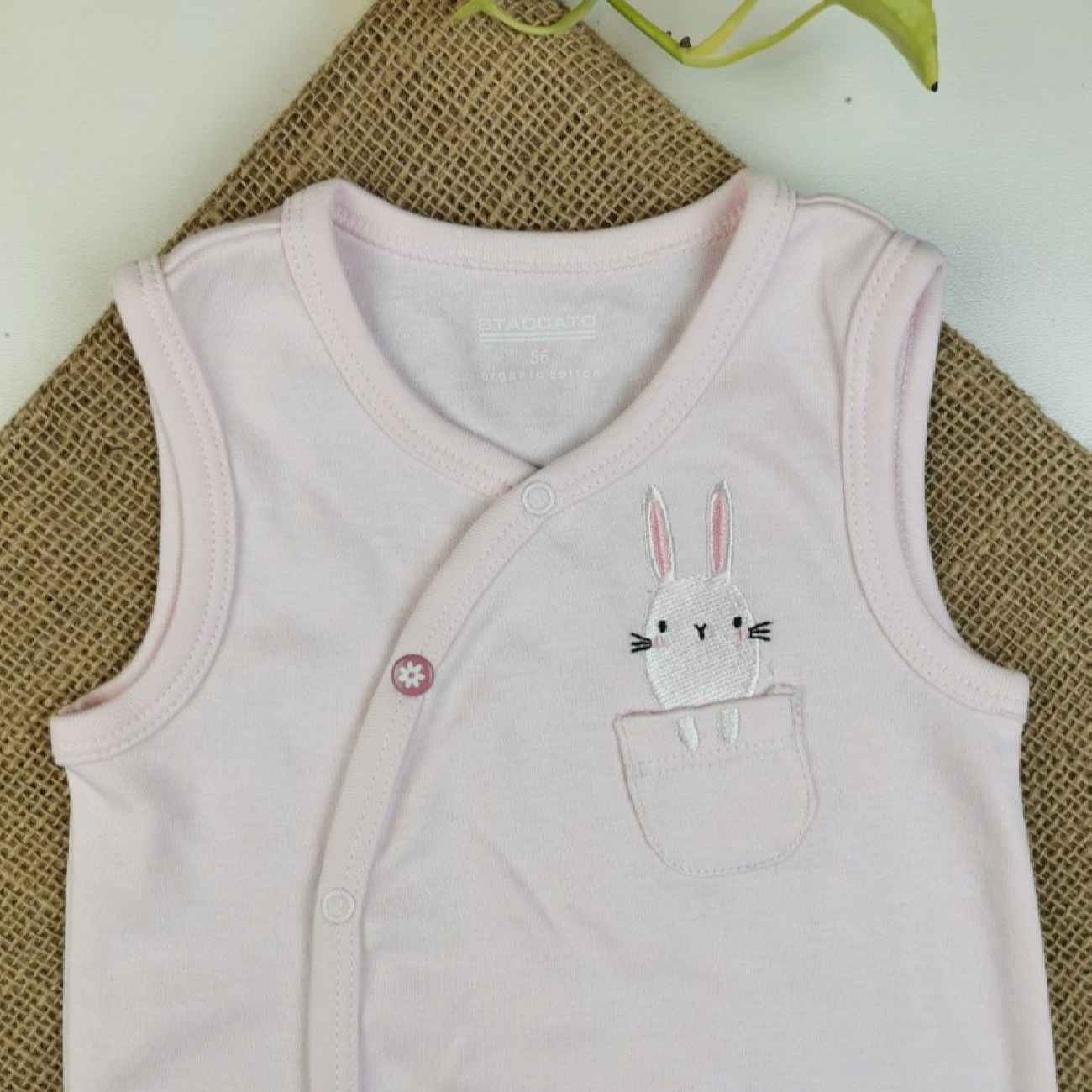 女婴无袖连体衣 – 兔子口袋款