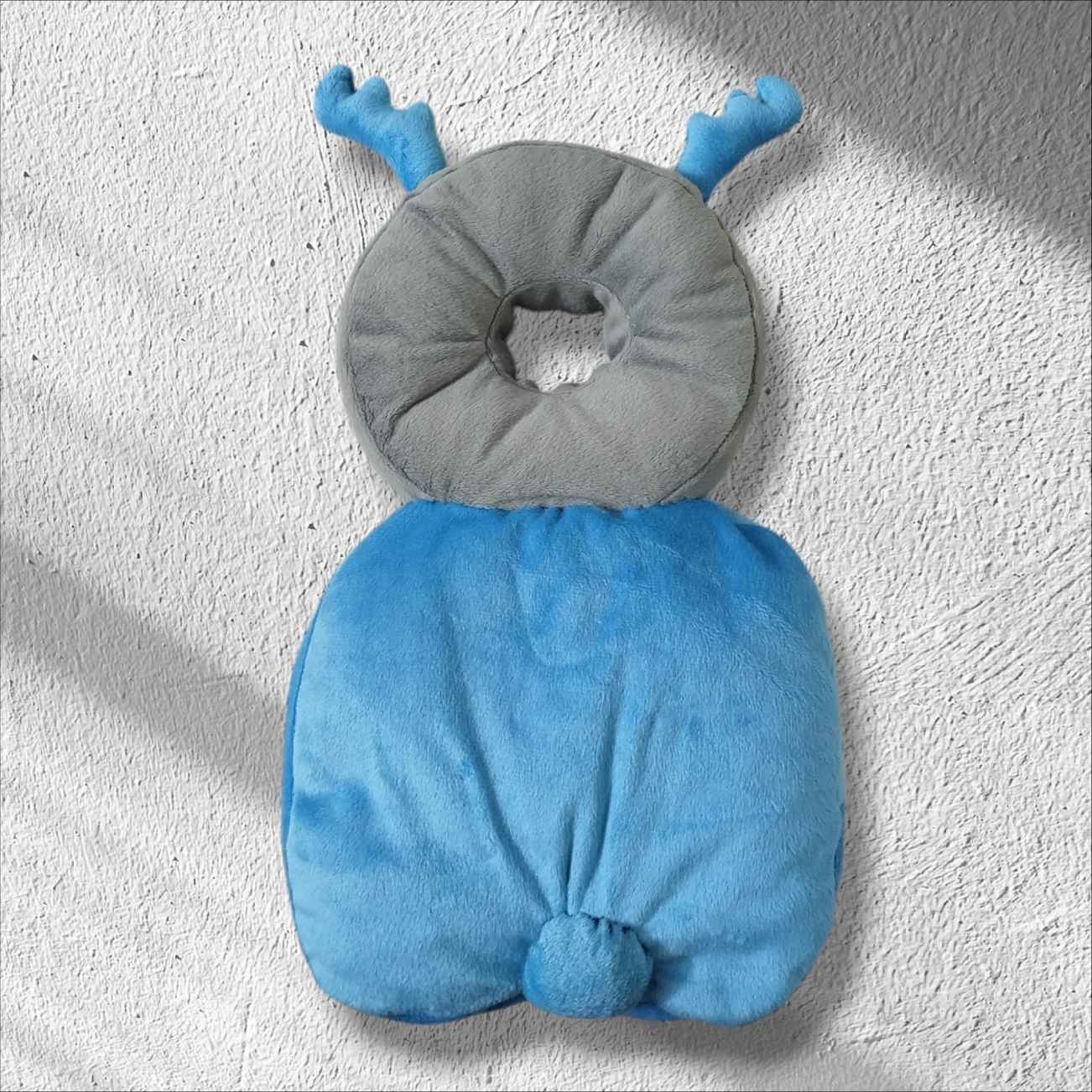 Main image of 婴儿防护枕 – 蓝色熊造型护头枕