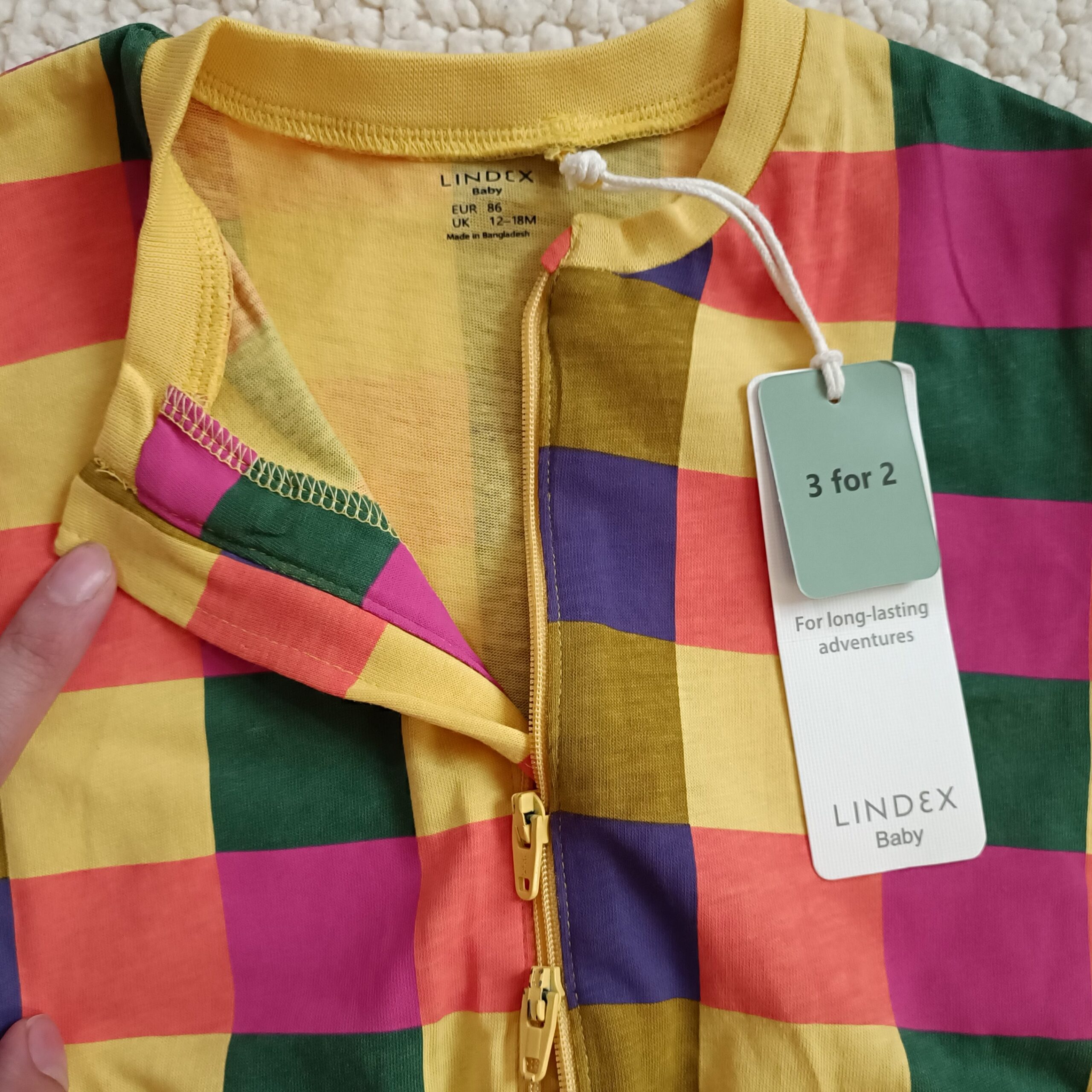 婴儿长袖连体衣 – 活力方格纯棉款