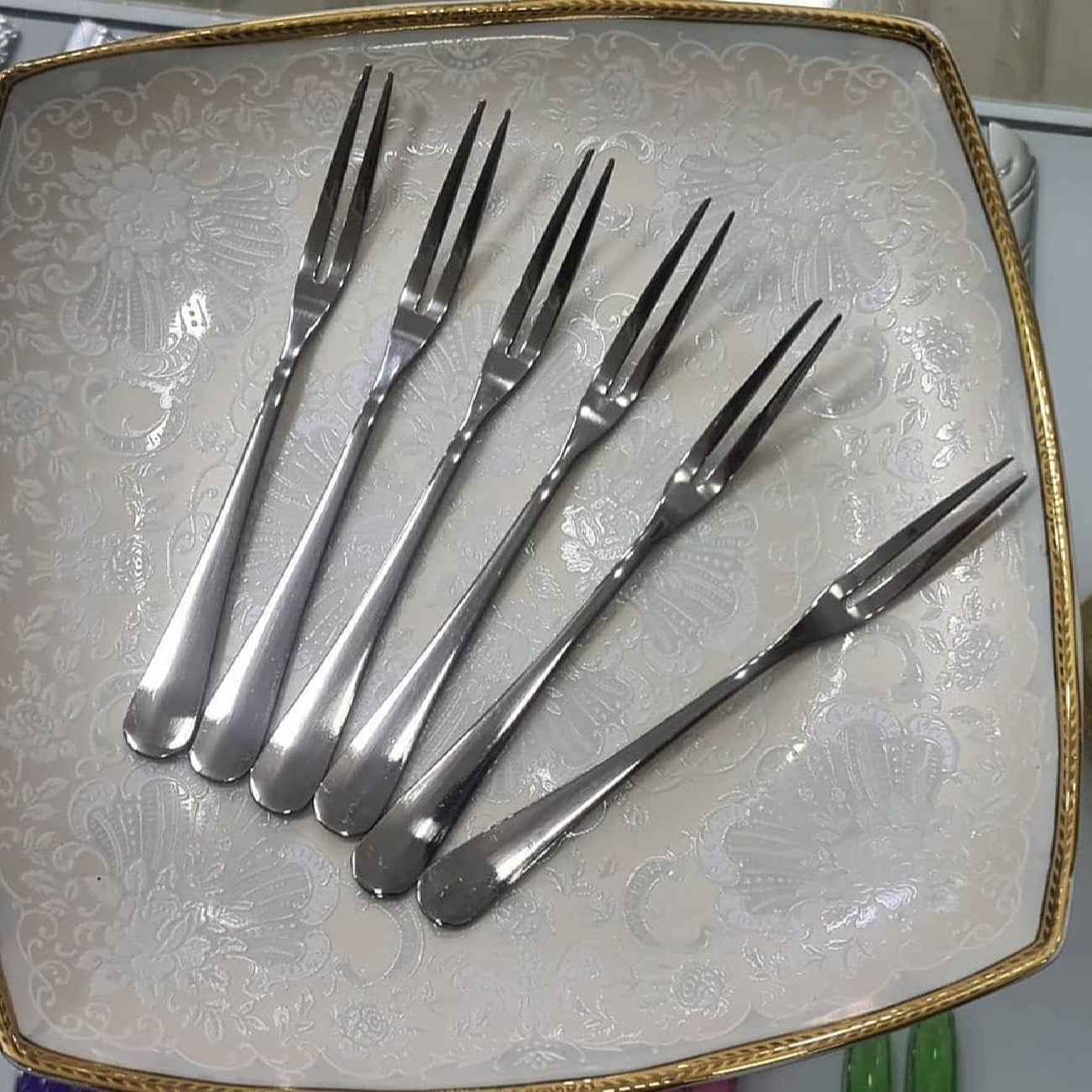 Main image of 优雅不锈钢甜品叉 – 抛光表面（6件套）