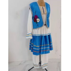 手工刺绣并镶币的马赞德拉尼女士传统服饰，附围巾