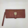 女士真皮钱包 – 完美收纳卡片，轻巧易携