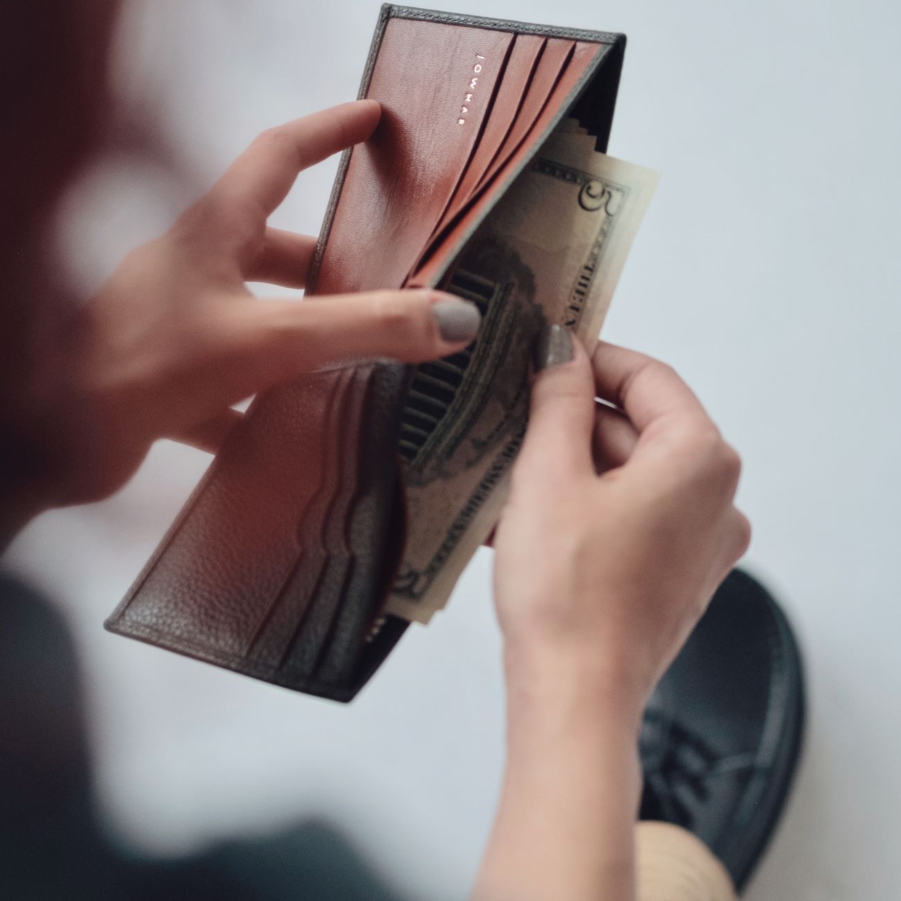 波斯人造皮革钱包 Jowhar品牌 – 时尚且实用